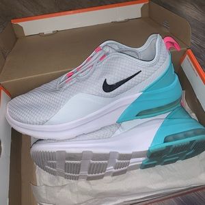 Nike Renew Sneakers